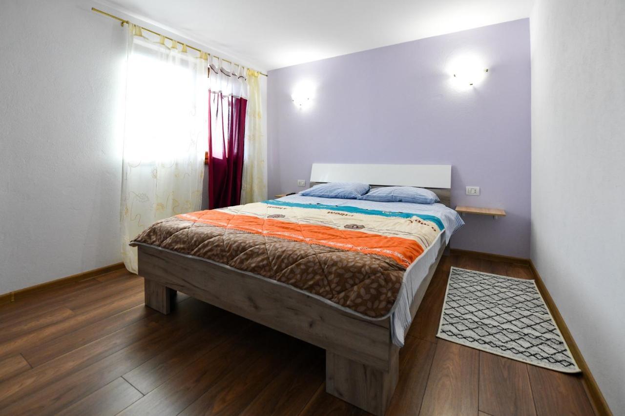 Villa CASTELLINO Tîrgu Ocna Esterno foto